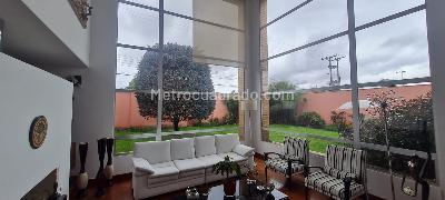 Casa de 4 alcobas en venta en San Jose De Bavaria, Bogotá, 469 m² · foto 15 de 18