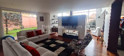 Casa de 4 alcobas en venta en San Jose De Bavaria, Bogotá, 469 m² · foto 16 de 18