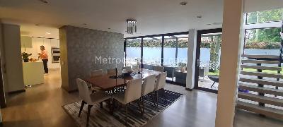 Casa de 3 alcobas en venta en San Jose De Bavaria, Bogotá, 800 m² · foto 3 de 20