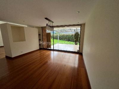 Casa de 4 alcobas en venta en Hacienda San Simon, Bogotá, 1450 m² · foto 12 de 20