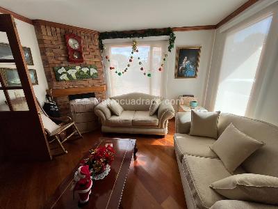 Casa de 4 alcobas en venta en San Jose De Bavaria, Bogotá, 340 m² · foto 2 de 20