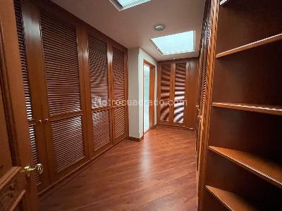 Casa de 4 alcobas en venta en San Jose De Bavaria, Bogotá · foto 19 de 20