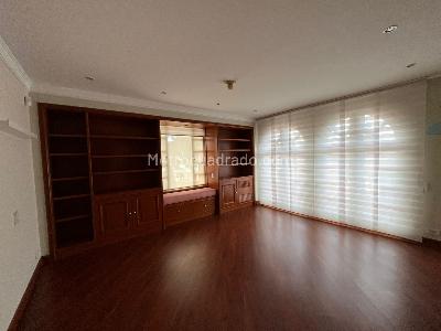 Casa de 4 alcobas en venta en San Jose De Bavaria, Bogotá · foto 13 de 20