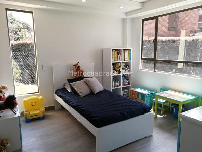 Casa de 5 alcobas en venta en Hacienda San Sebastian, Bogotá, 1640 m² · foto 12 de 16