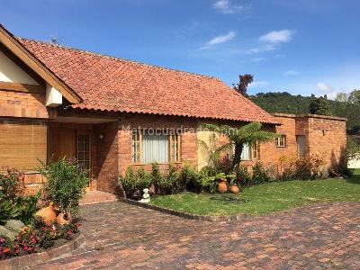 Casa de 3 alcobas en venta en Hacienda San Sebastián, Bogotá, 2000 m² · foto 3 de 18
