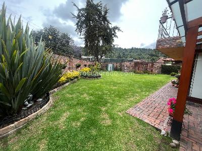 Casa de 3 alcobas en venta en San Jose De Bavaria, Bogotá, 800 m² · foto 4 de 20