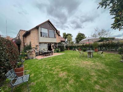 Casa de 3 alcobas en venta en San Jose De Bavaria, Bogotá, 800 m² · foto 16 de 17
