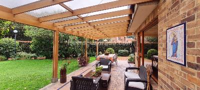 Casa de 4 alcobas en venta en San Jose De Bavaria, Bogotá, 800 m² · foto 2 de 20