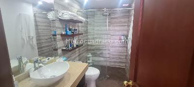 Casa de 4 alcobas en venta en San Jose De Bavaria, Bogotá, 800 m² · foto 3 de 20