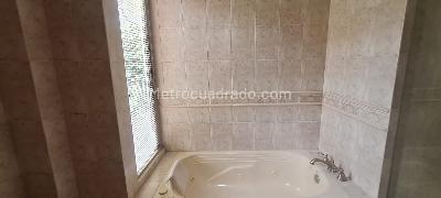 Casa de 4 alcobas en venta en San Simon Gaymaral, Bogotá, 1480 m² · foto 12 de 18