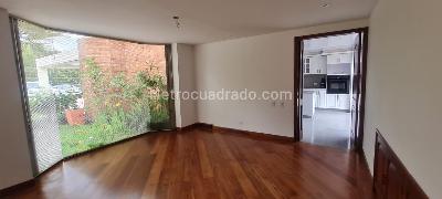 Casa de 4 alcobas en venta en San Simon Gaymaral, Bogotá, 1480 m² · foto 5 de 18