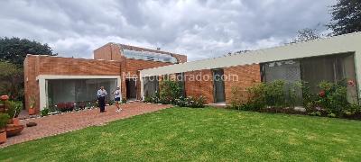 Casa de 4 alcobas en venta en San Simon Gaymaral, Bogotá, 1480 m² · foto 2 de 18
