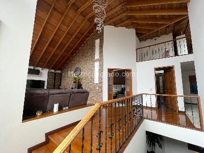 Casa de 4 alcobas en venta en San Jose De Bavaria, Bogotá, 800 m² · foto 5 de 15