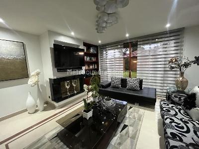 Casa en venta en San Jose De Bavaria, Bogotá · foto 7 de 20