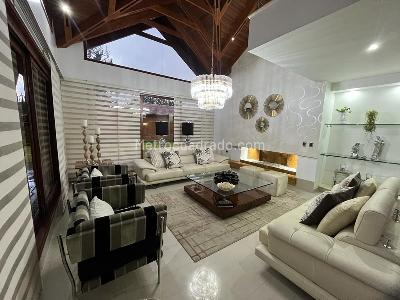 Casa en venta en San Jose De Bavaria, Bogotá · foto 8 de 20
