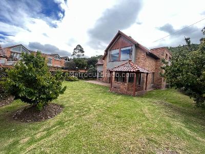 Casa de 3 alcobas en venta en San Jose De Bavaria, Bogotá, 700 m² · foto 10 de 20