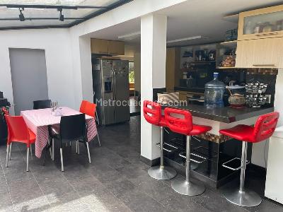 Casa de 4 alcobas en venta en San Jose De Bavaria, Bogotá, 400 m² · foto 13 de 20