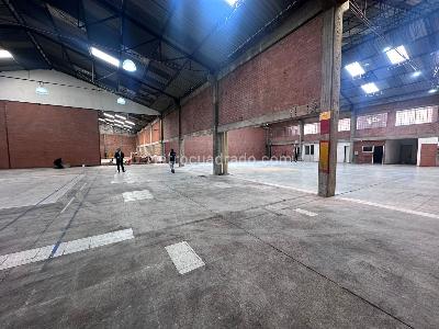 Warehouse for rent in PARQUE MONTEVIDEO, Bogotá