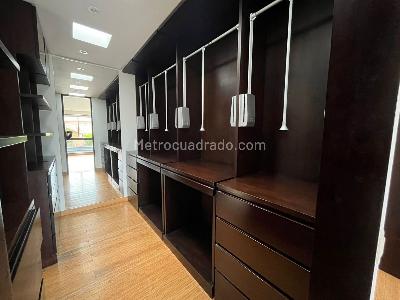 Casa de 4 alcobas en venta en San Jose De Bavaria, Bogotá, 800 m² · foto 11 de 20