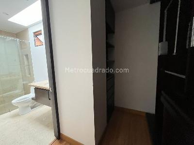 Casa de 4 alcobas en venta en San Jose De Bavaria, Bogotá, 800 m² · foto 12 de 20