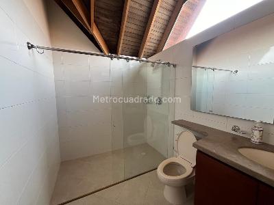 Casa de 5 alcobas en venta en San Jose De Bavaria, Bogotá, 800 m² · foto 11 de 20