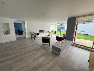 Casa de 5 alcobas en venta en San Jose De Bavaria, Bogotá, 800 m² · foto 4 de 20