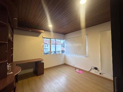 Casa de 4 alcobas en venta en San Jose De Bavaria, Bogotá, 330 m² · foto 5 de 14