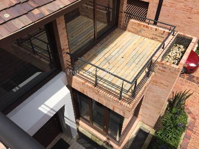 Casa de 5 alcobas en venta en San Jose De Bavaria, Bogotá, 450 m² · foto 4 de 19