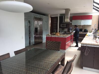 Casa de 5 alcobas en venta en San Jose De Bavaria, Bogotá, 450 m² · foto 8 de 19
