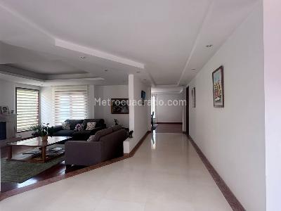 Casa de 4 alcobas en venta en San Jose De Bavaria, Bogotá, 560 m² · foto 5 de 19