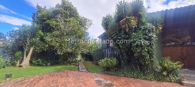 Casa de 5 alcobas en venta en San Jose De Bavaria, Bogotá · foto 2 de 20