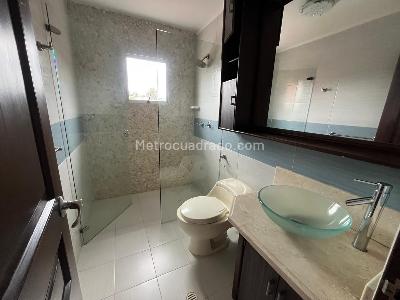 Casa de 4 alcobas en venta en San Jose De Bavaria, Bogotá, 800 m² · foto 14 de 19