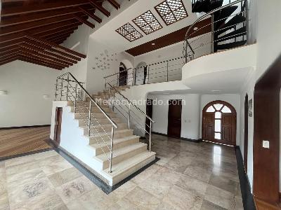 Casa de 4 alcobas en venta en San Jose De Bavaria, Bogotá, 800 m² · foto 6 de 19