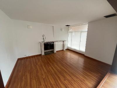 Casa de 4 alcobas en venta en San Jose De Bavaria, Bogotá, 800 m² · foto 8 de 19