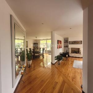 Casa de 4 alcobas en venta en San Jose De Bavaria, Bogotá, 800 m² · foto 3 de 18