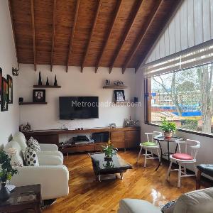 Casa de 4 alcobas en venta en San Jose De Bavaria, Bogotá, 800 m² · foto 4 de 18