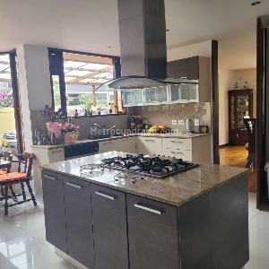 Casa de 4 alcobas en venta en San Jose De Bavaria, Bogotá, 800 m² · foto 5 de 18