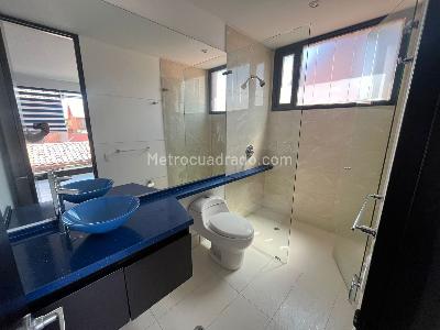 Casa de 5 alcobas en venta en San Jose De Bavaria, Bogotá, 800 m² · foto 10 de 20