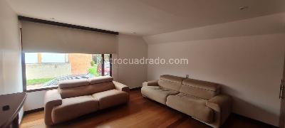 Casa de 5 alcobas en venta en San Jose De Bavaria, Bogotá, 800 m² · foto 12 de 20