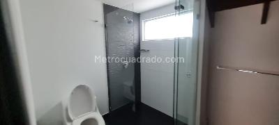 Casa de 5 alcobas en venta en San Jose De Bavaria, Bogotá, 800 m² · foto 15 de 20