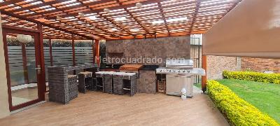 Casa de 5 alcobas en venta en San Jose De Bavaria, Bogotá, 800 m² · foto 4 de 20