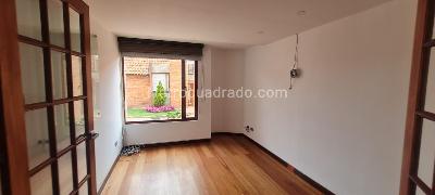 Casa de 5 alcobas en venta en San Jose De Bavaria, Bogotá, 800 m² · foto 8 de 20