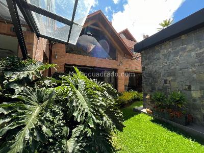 Casa de 4 alcobas en venta en San Jose De Bavaria, Bogotá, 800 m² · foto 18 de 20