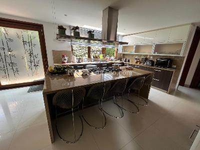 Casa de 4 alcobas en venta en San Jose De Bavaria, Bogotá, 800 m² · foto 3 de 20