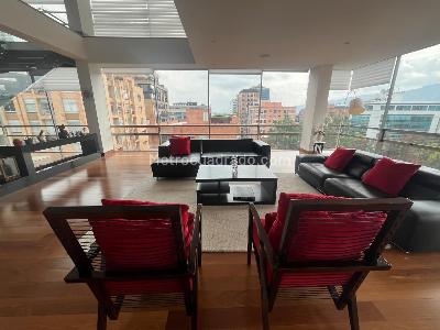 Apartamento de 3 alcobas en arriendo en Refugio Chico Central, Bogotá, 377 m² · foto 5 de 20