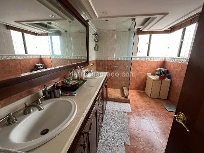 Casa de 3 alcobas en venta en Cerros De Suba Provenza, Bogotá, 320 m² · foto 16 de 18
