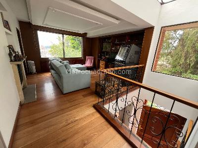 Casa de 3 alcobas en venta en Cerros De Suba Provenza, Bogotá, 320 m² · foto 7 de 18