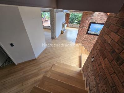 Casa de 3 alcobas en venta en San Jose De Bavaria, Bogotá, 800 m² · foto 12 de 20