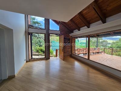 Casa de 3 alcobas en venta en San Jose De Bavaria, Bogotá, 800 m² · foto 16 de 20
