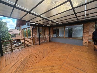 Casa de 3 alcobas en venta en San Jose De Bavaria, Bogotá, 800 m² · foto 18 de 20